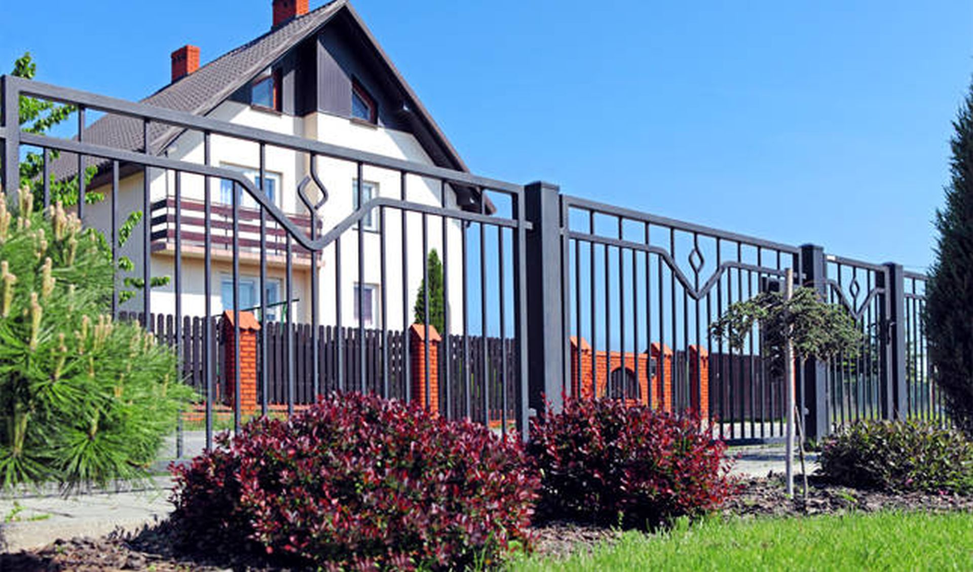 Industrijsko kovane ograje, vrtna ograja, zunanja ograja, ograje živeks, mrežna ograja - SONART PRO d.o.o. 078